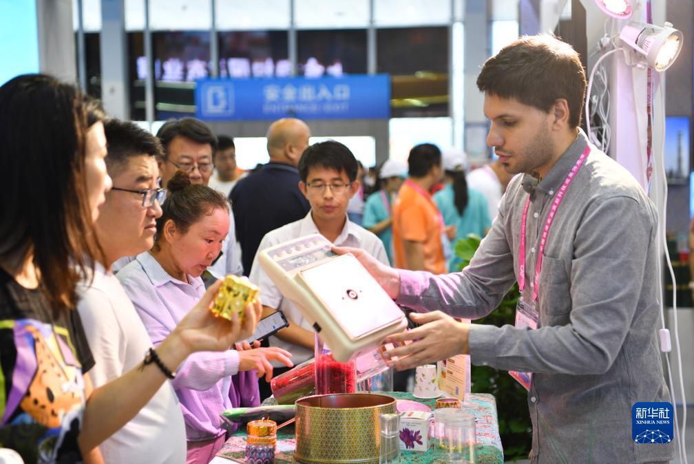 奔驰游戏网址是多少
